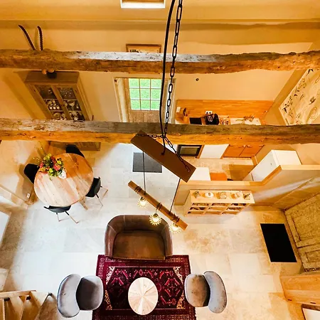 Petite Maison Rurale Feriehus Anlhiac