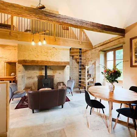 Petite Maison Rurale Feriehus Anlhiac